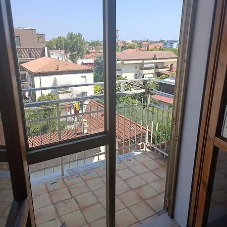 아파트 10 Posti Letto Attico Bruno *